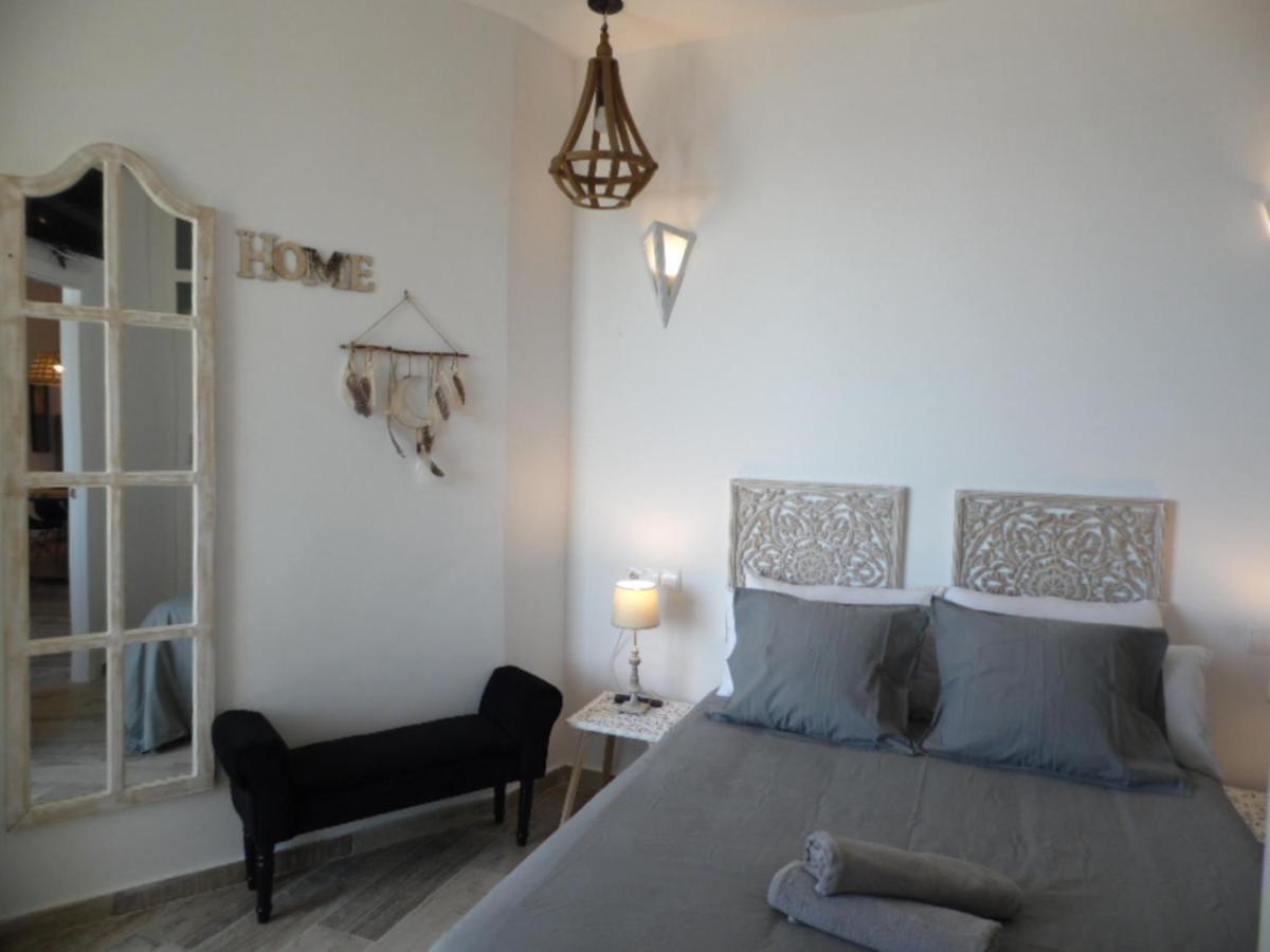 Puerto Marina Apartment